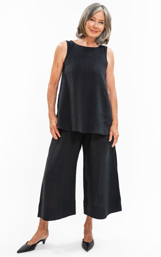 Oliver Pant product photo.