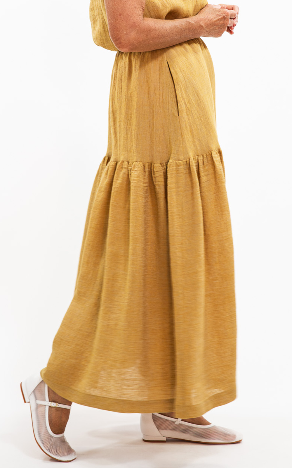 Junie Skirt product photo.