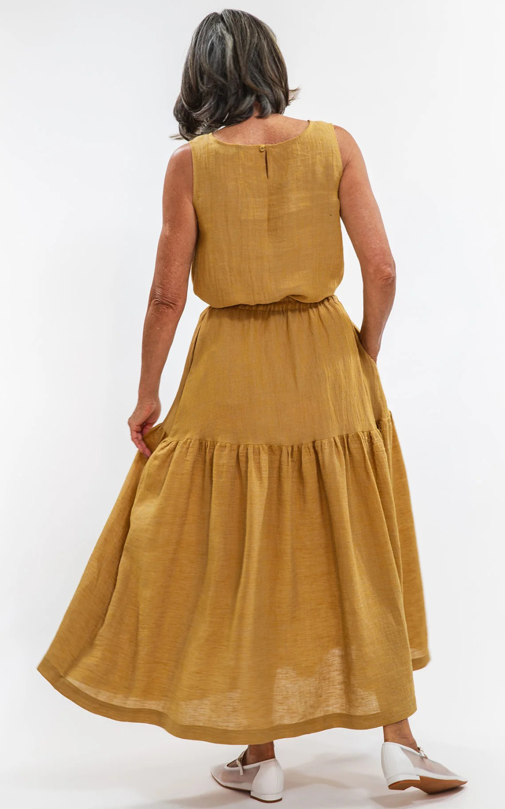 Junie Skirt product photo.