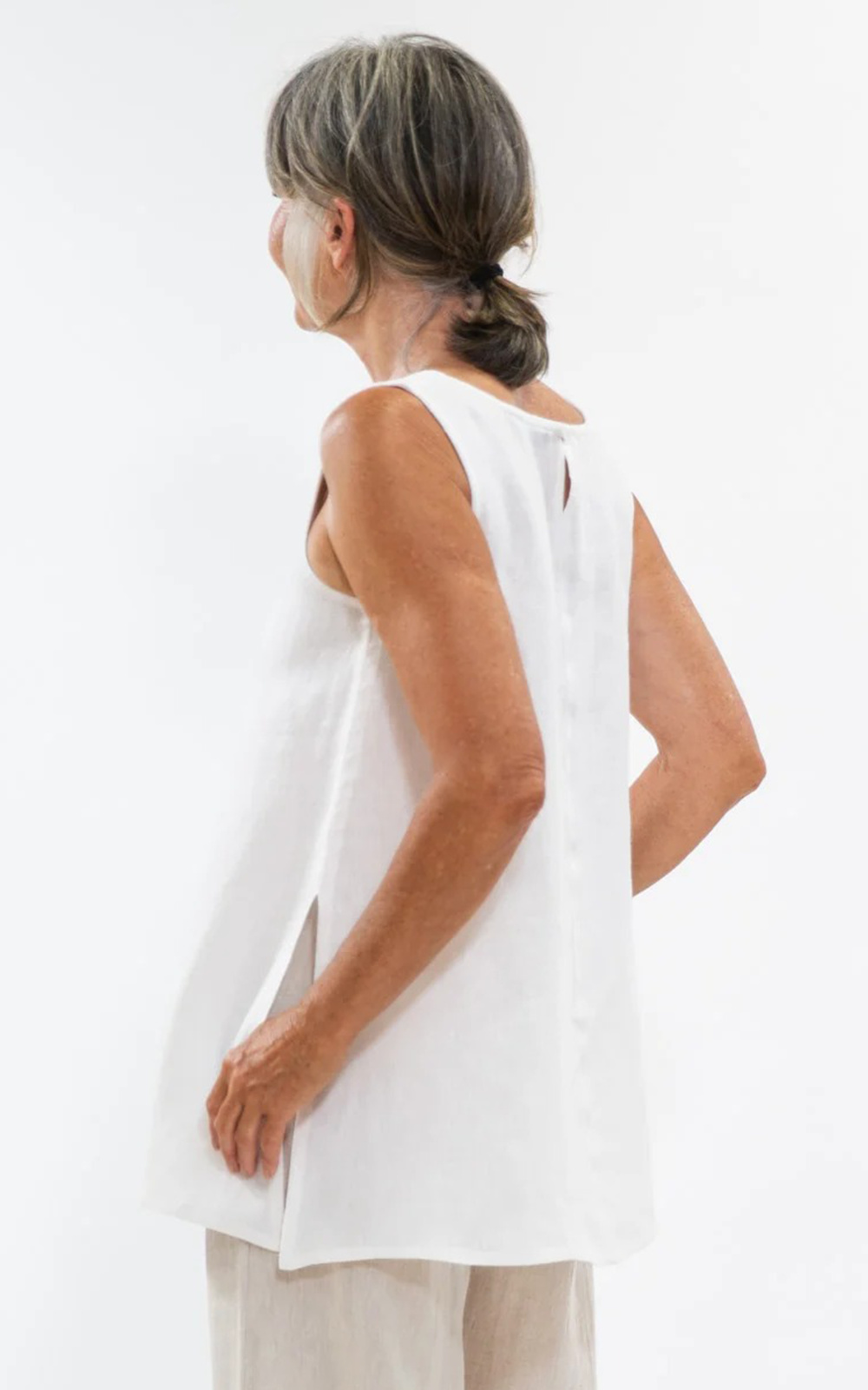 Asher Top product photo.