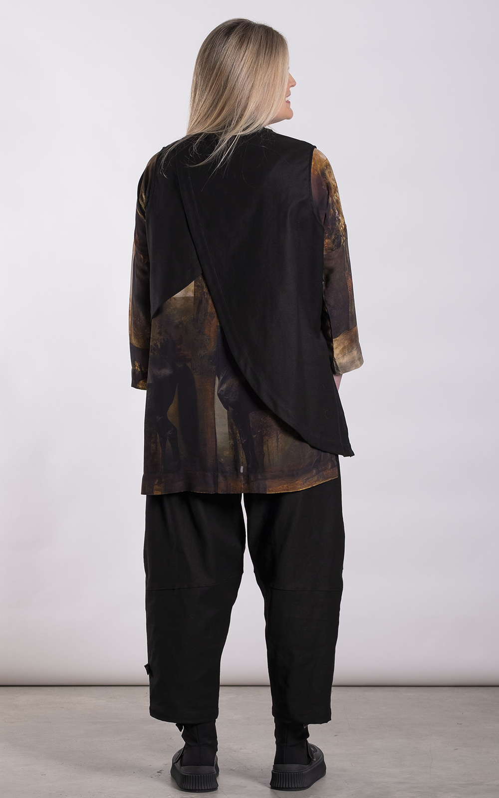 Frankie Vest product photo.