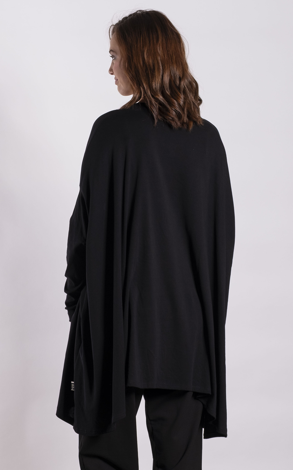 Overset Top product photo.