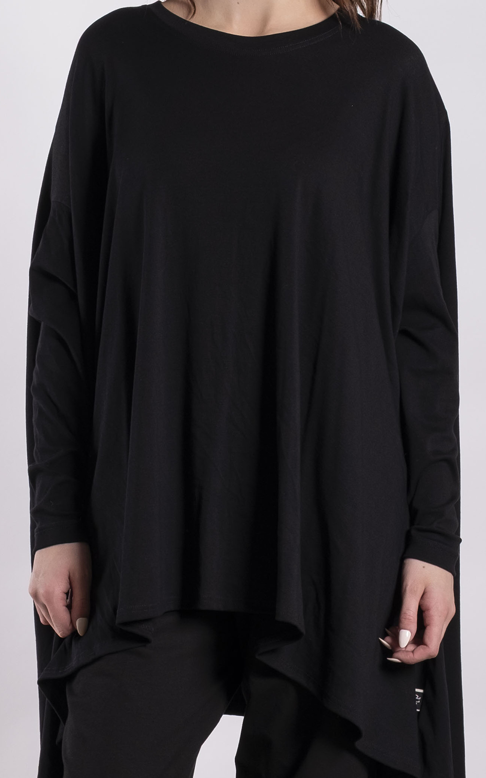 Overset Top product photo.