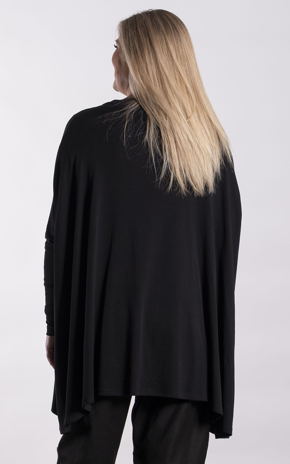 Overset Top product photo.