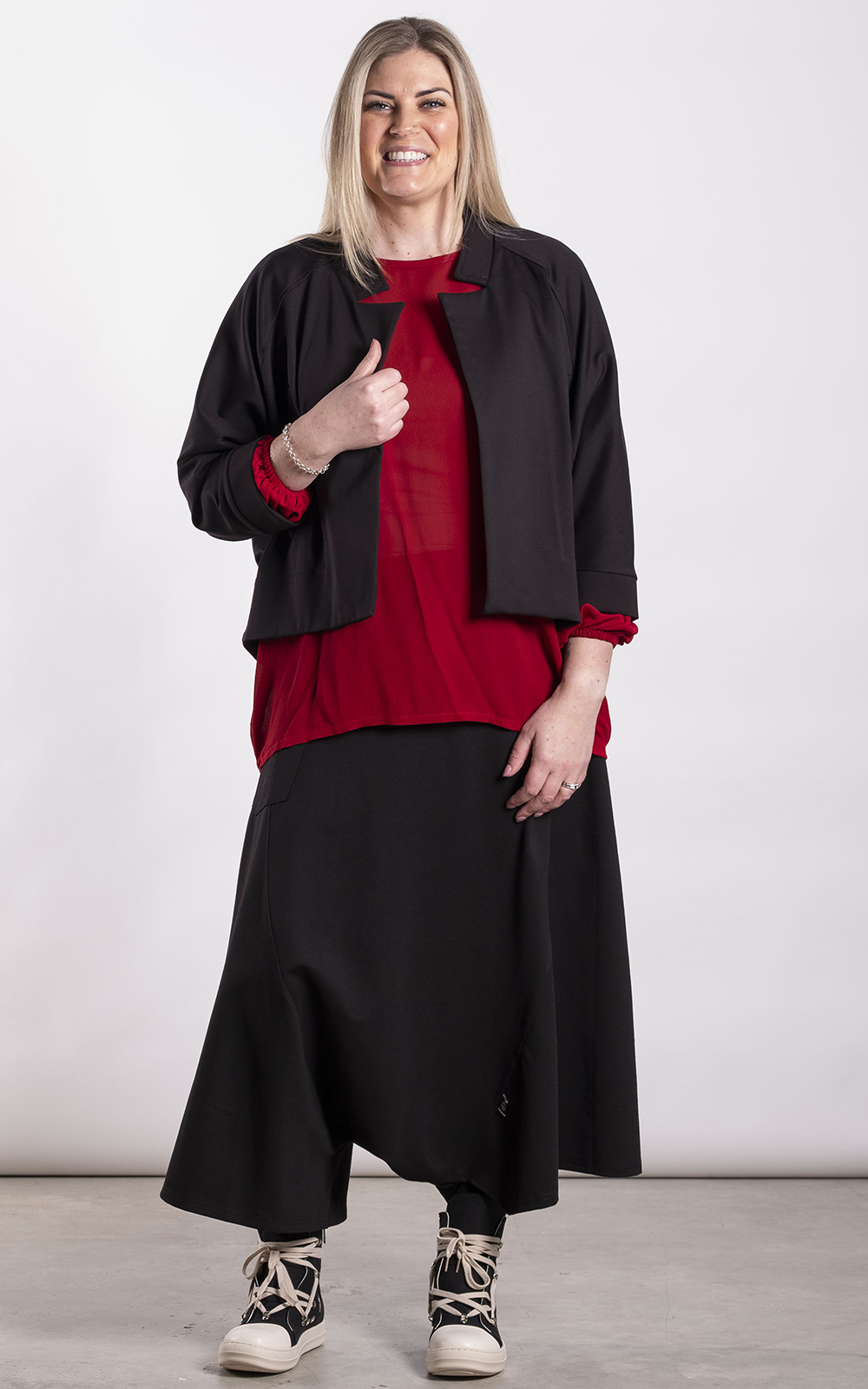 Heritage Jacket Ponti product photo.