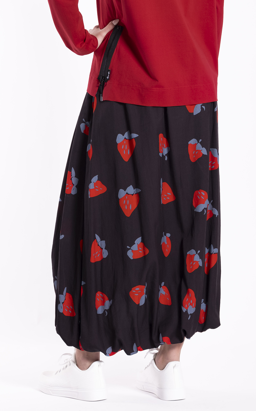 Gallery Skirt product photo.