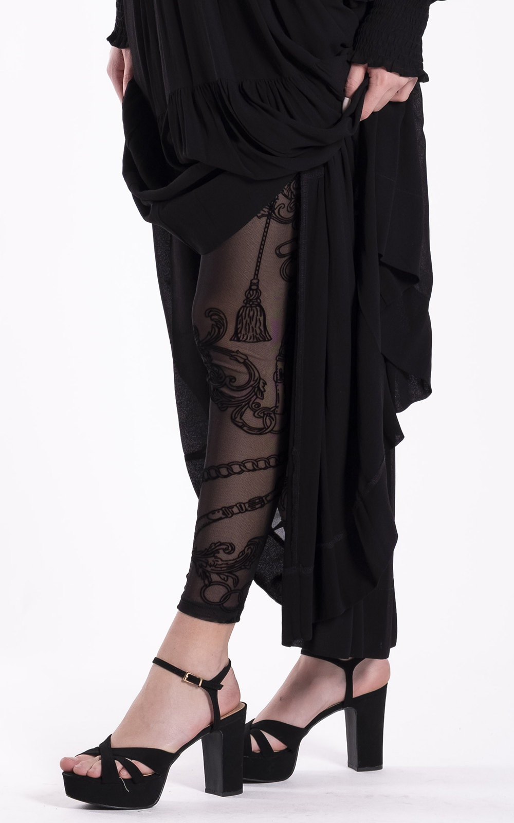 Leggings product photo.