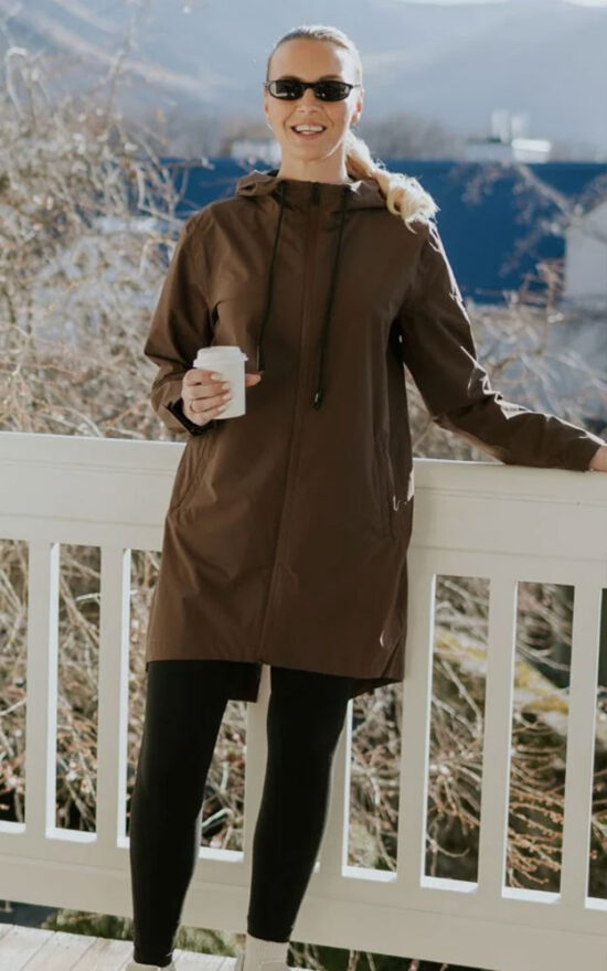 Georgie Packable Raincoat product photo.