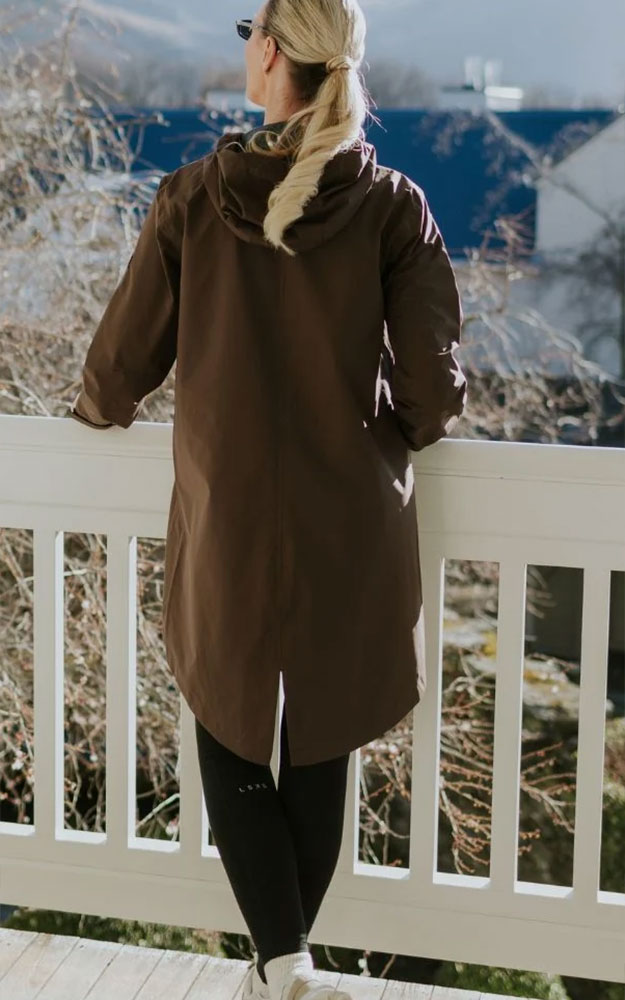 Georgie Packable Raincoat product photo.