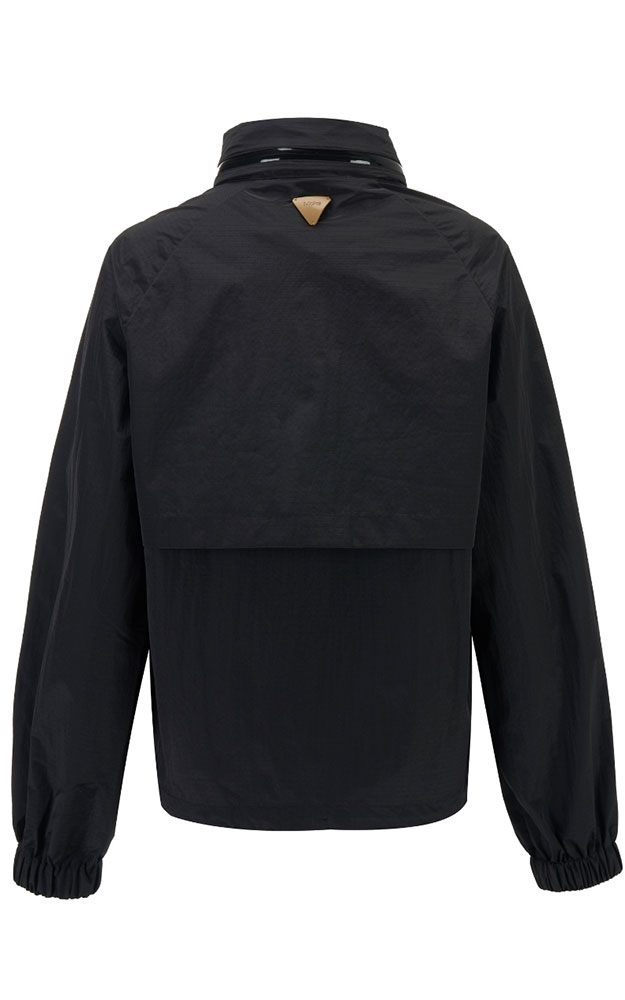 Gracie Windbreaker product photo.