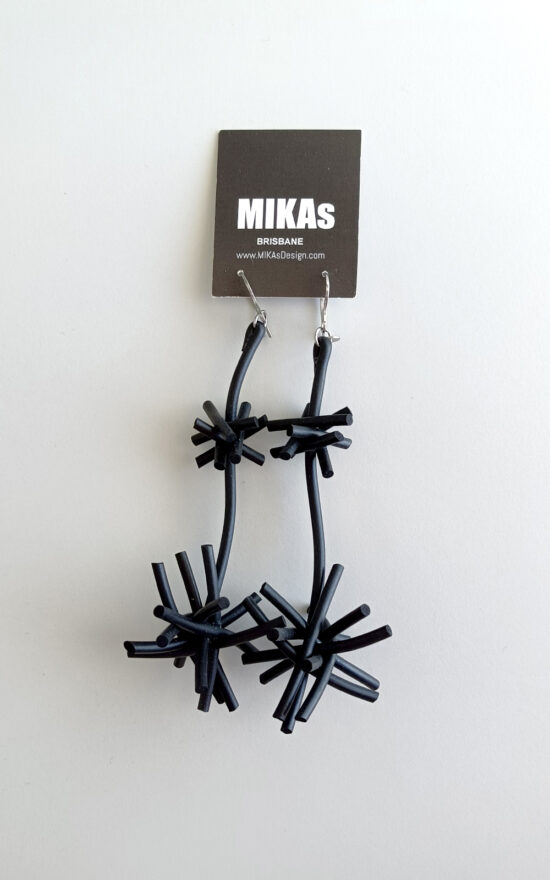 Hanabi Long Earrings product photo.