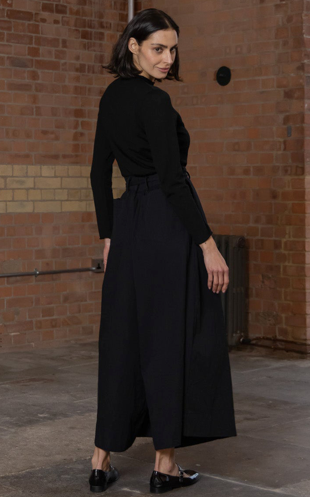 Harriet Trouser Cotton Poplin product photo.