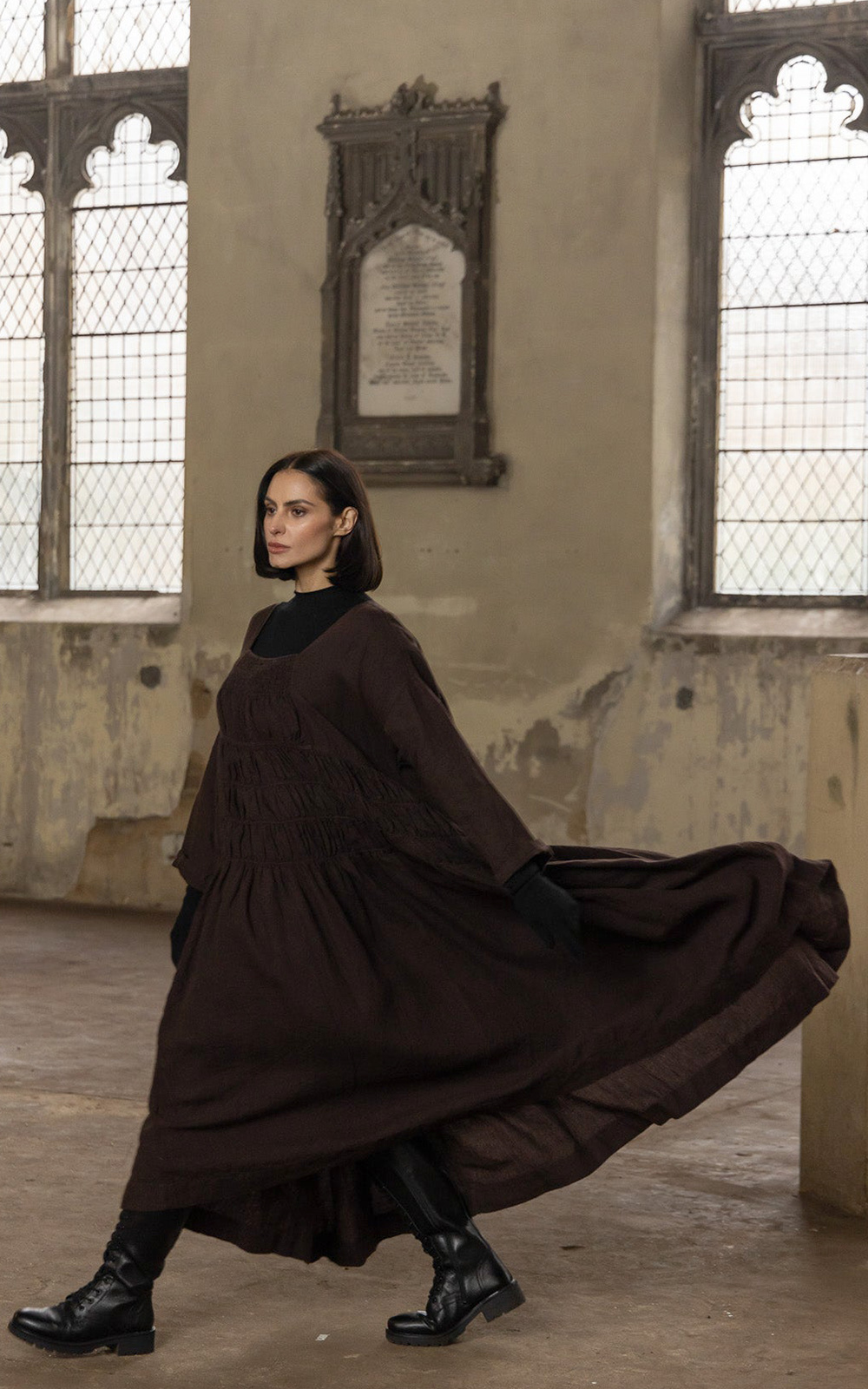Helena Dress Long Linen product photo.