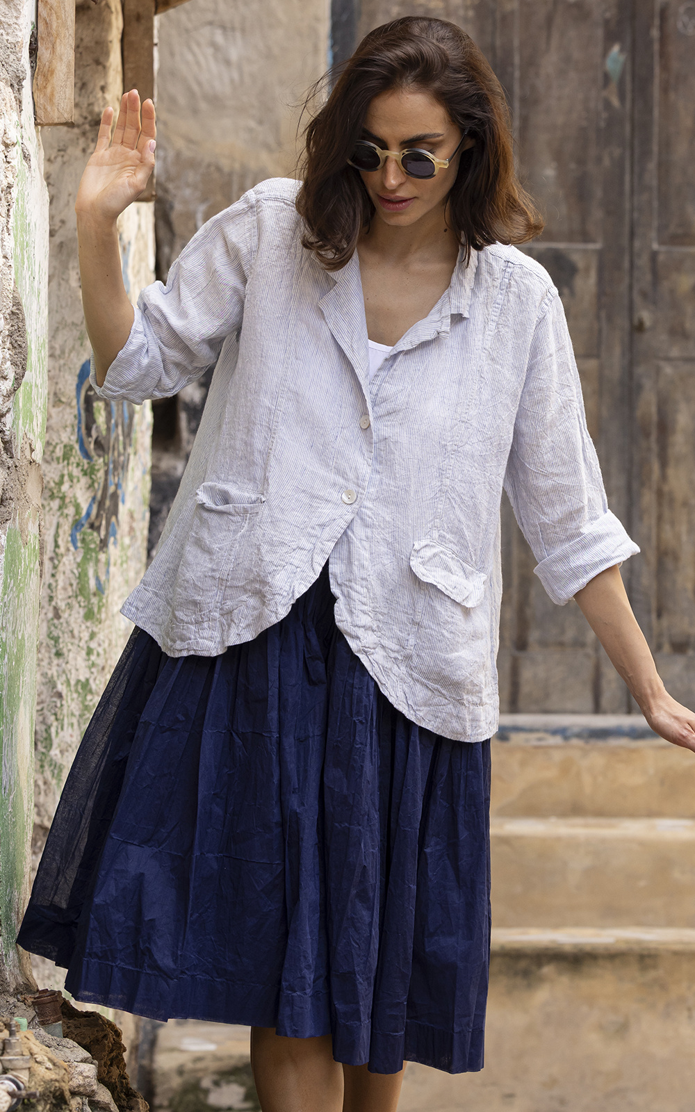 Henri Jacket Linen product photo.