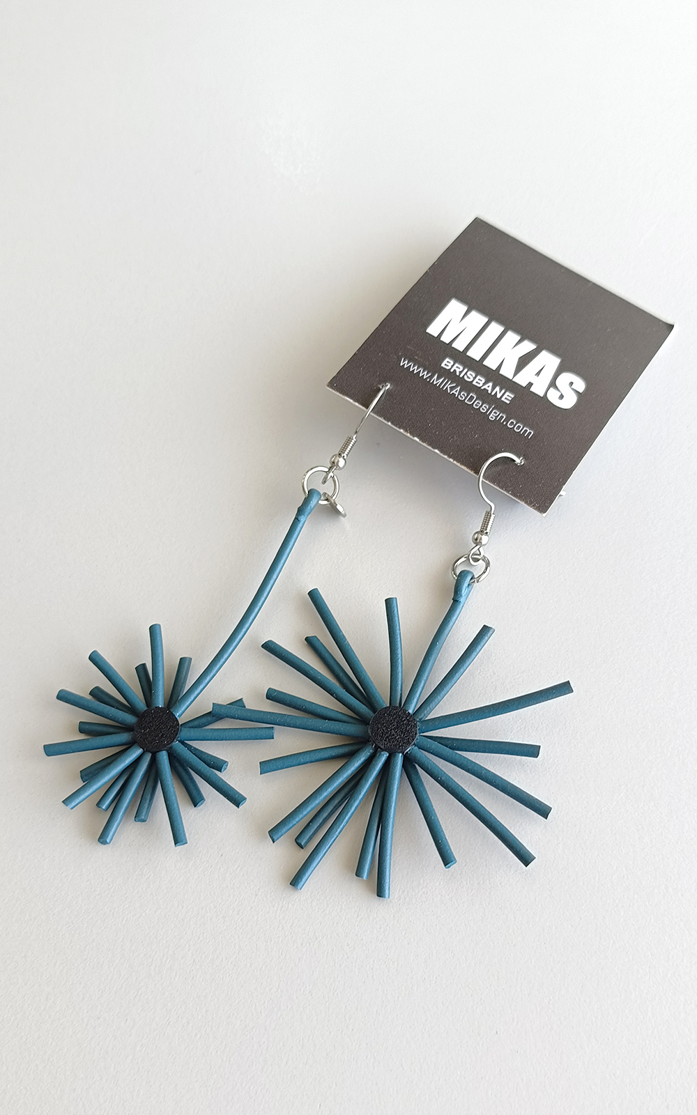 Hoshi Earrings product photo.