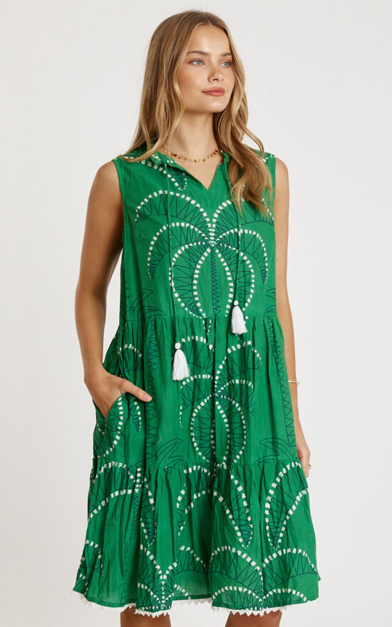 Idalia Sleevless Dress product photo.