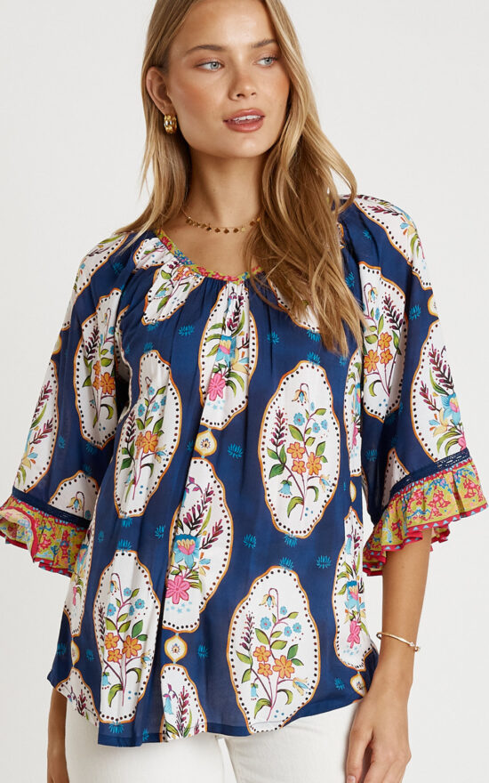 Imogen Top product photo.