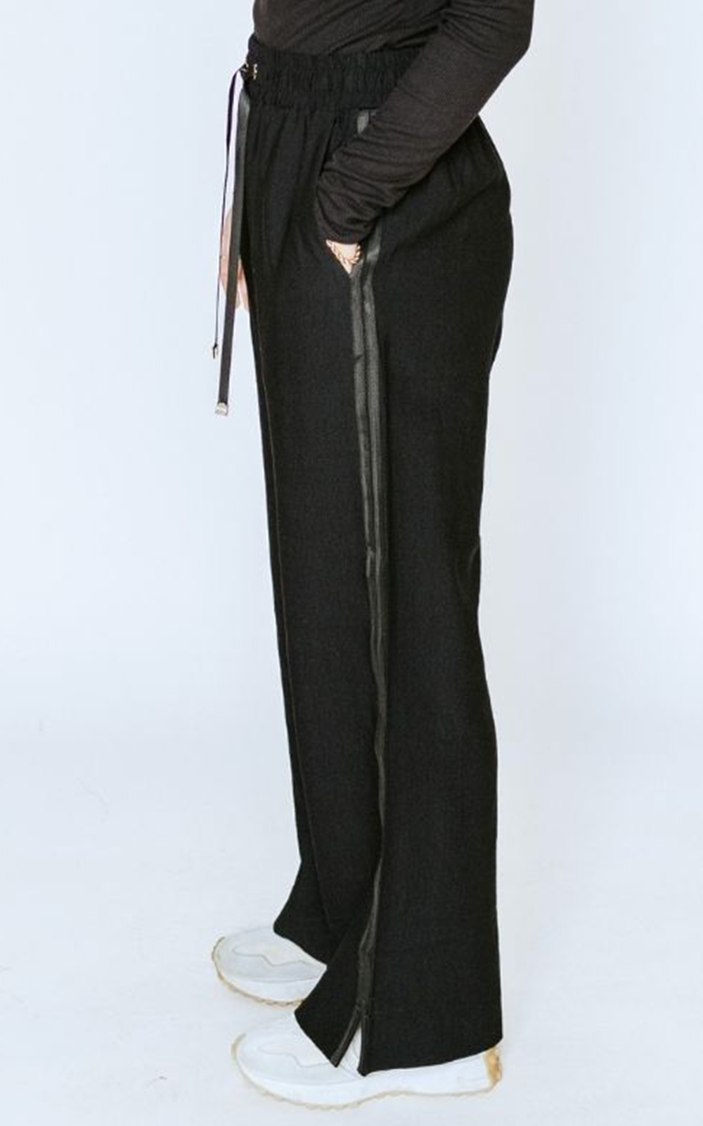 Indiana Side Stripe Wide Leg Pant product photo.