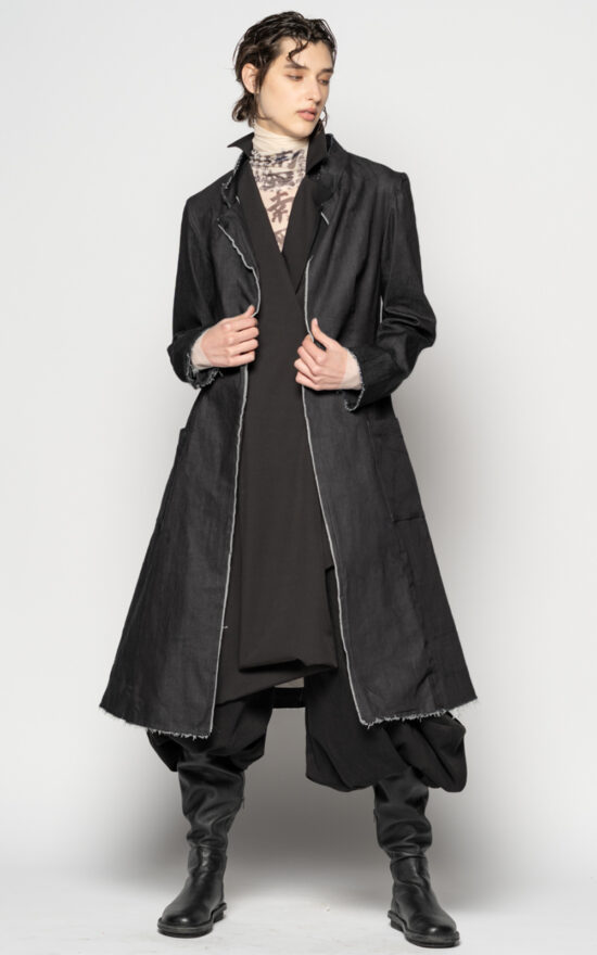 Onmitsu Coat product photo.