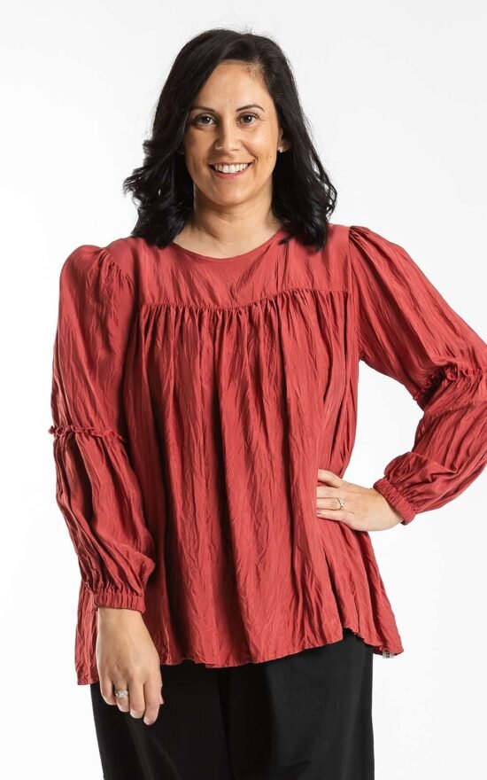 Delish Top product photo.