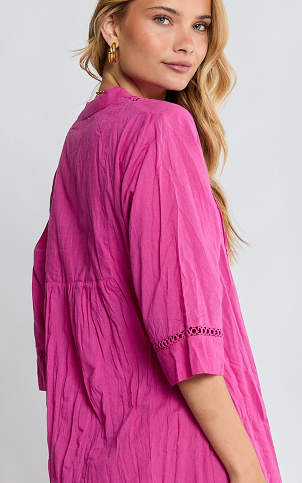 Laverne Kaftan product photo.