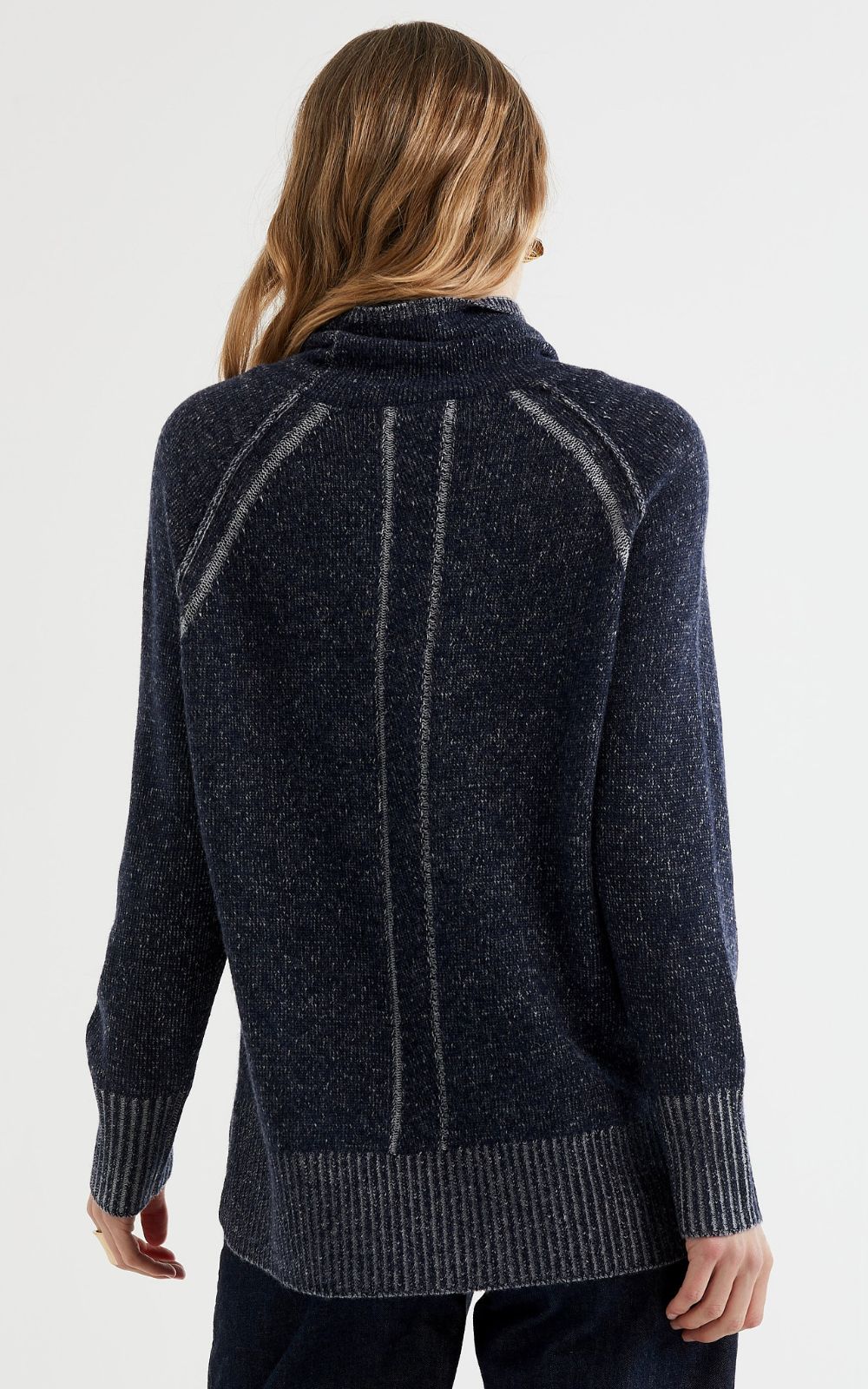 Two Tone Rollneck product photo.