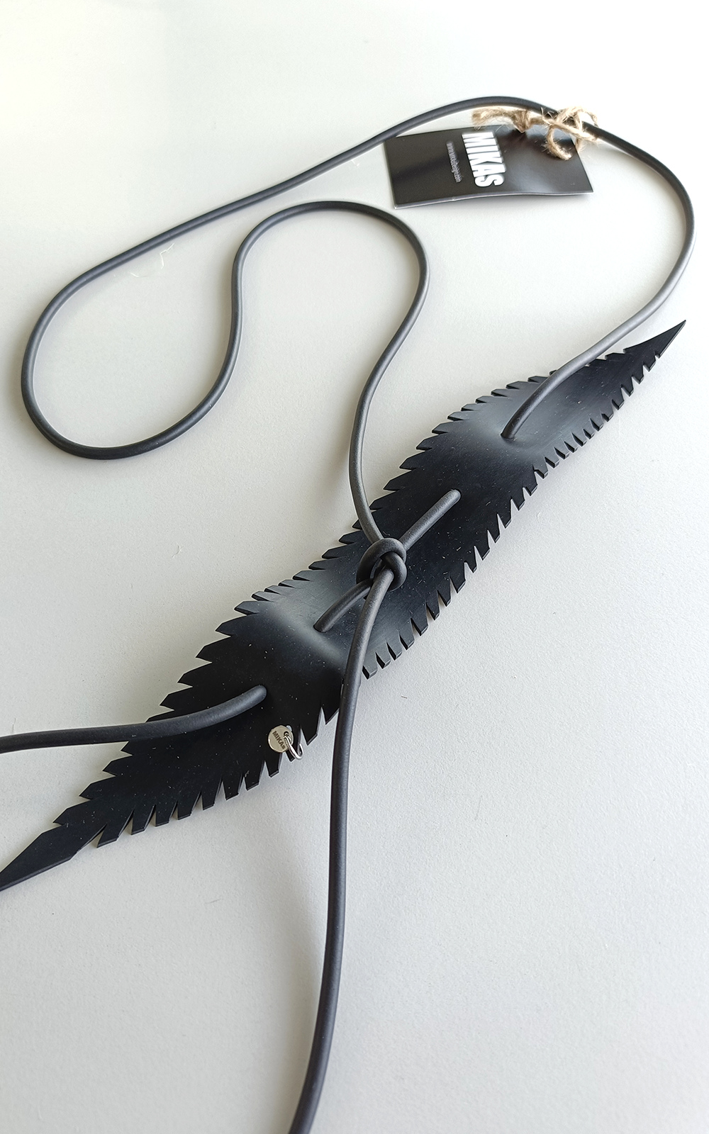 Leaf Necklace product photo.