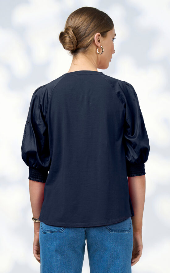 Calli Top product photo.