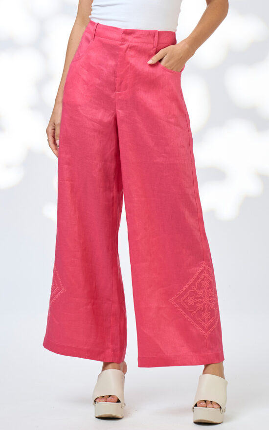 Lia Pant product photo.