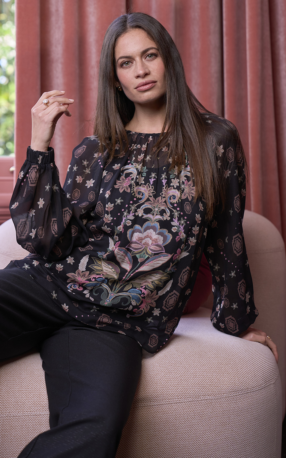 Antoinette Top product photo.