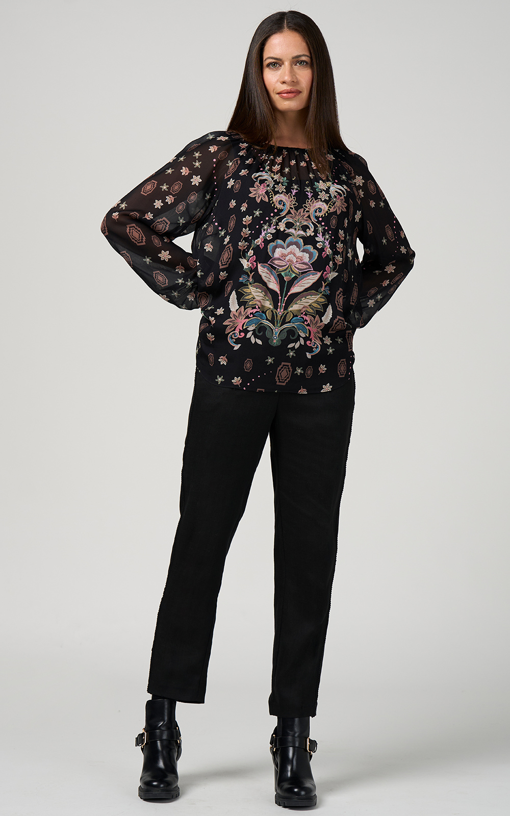 Antoinette Top product photo.