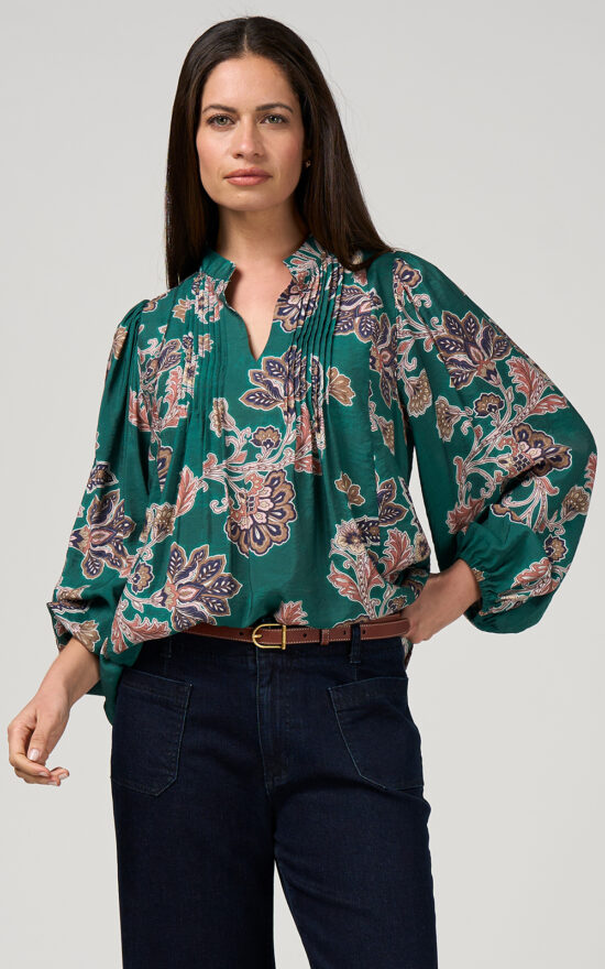 Versailles Blouse product photo.