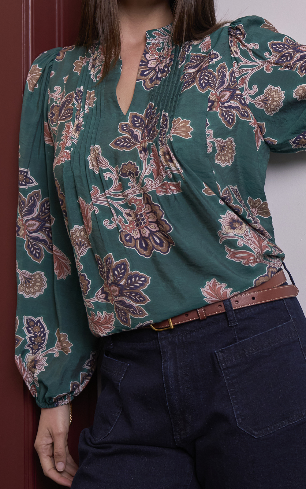 Versailles Blouse product photo.