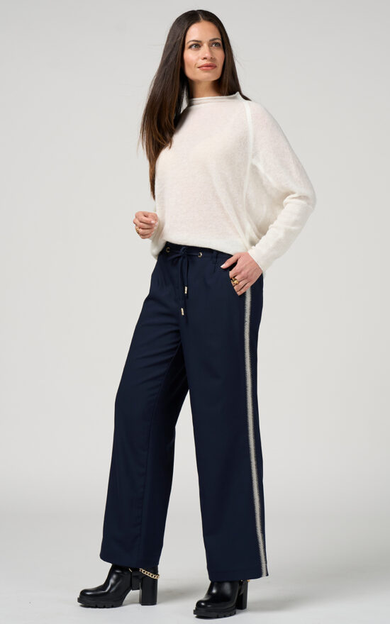 Bespoke Pant product photo.