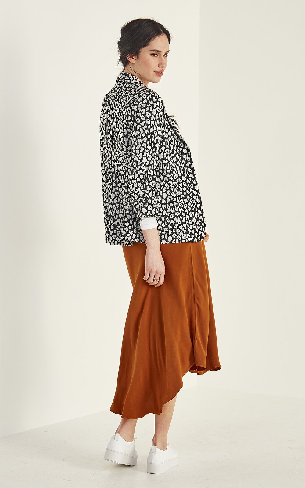 Lauren Skirt product photo.