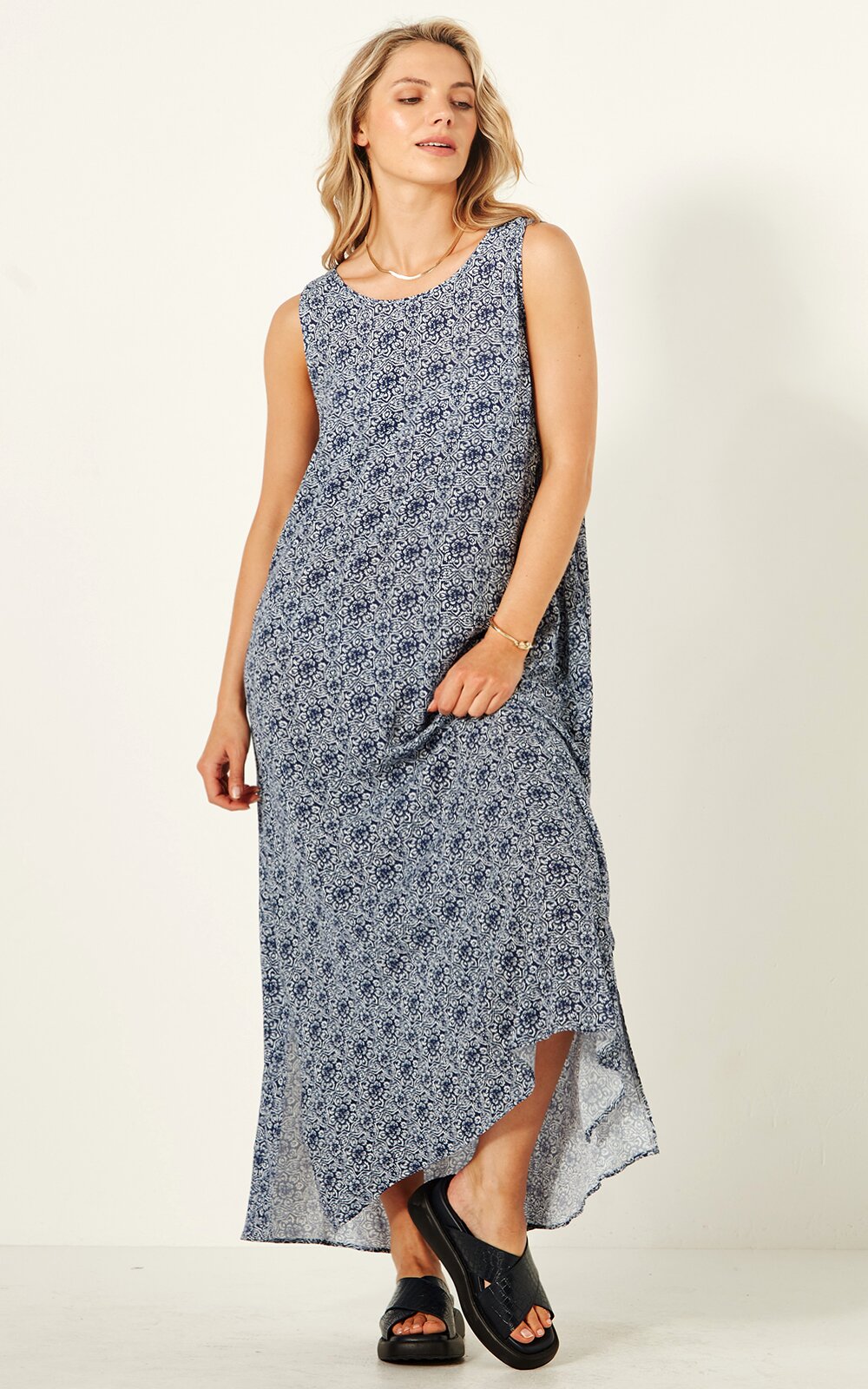 Ana Dress product photo.
