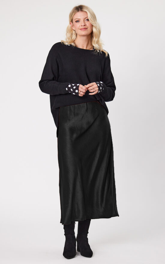 Sharon Skirt product photo.