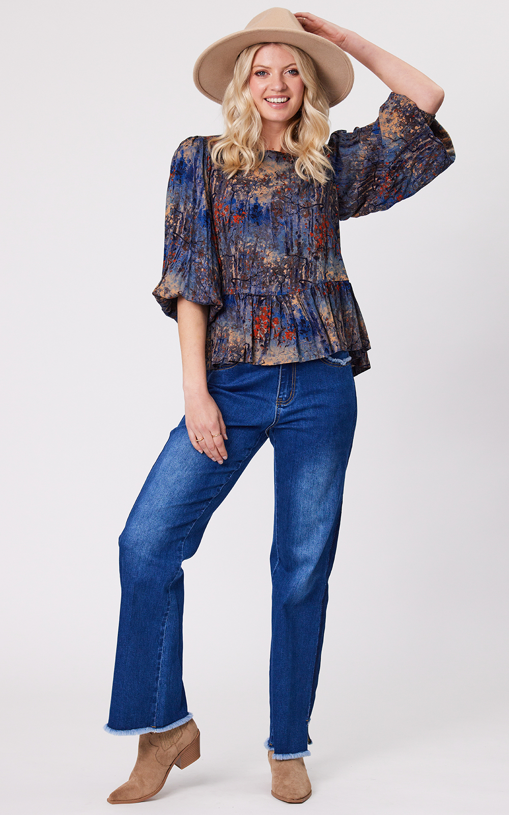 Gaye Jeans product photo.