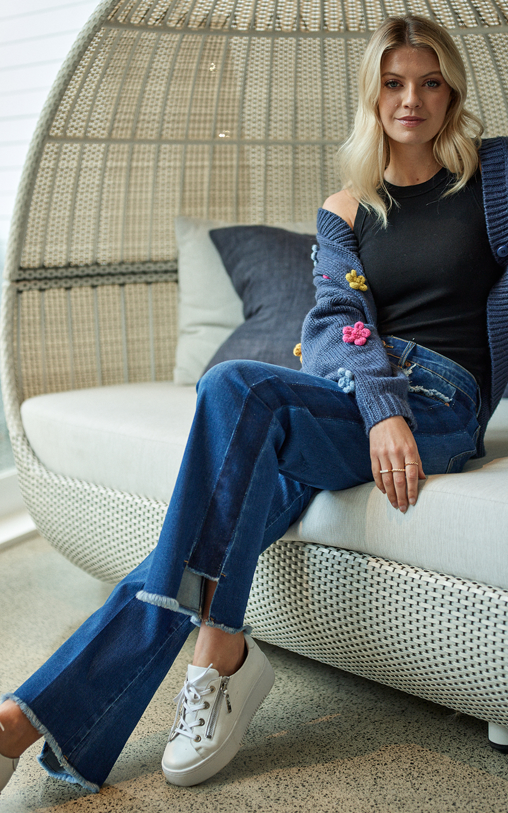 Gaye Jeans product photo.