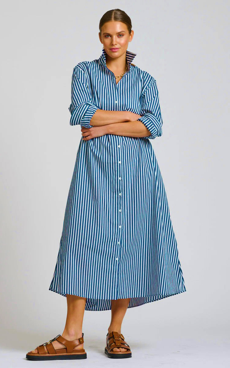 Luna Dress product photo.