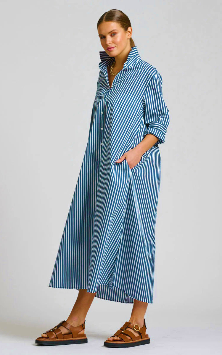 Luna Dress product photo.