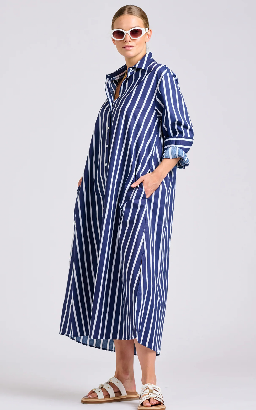 Luna Dress product photo.