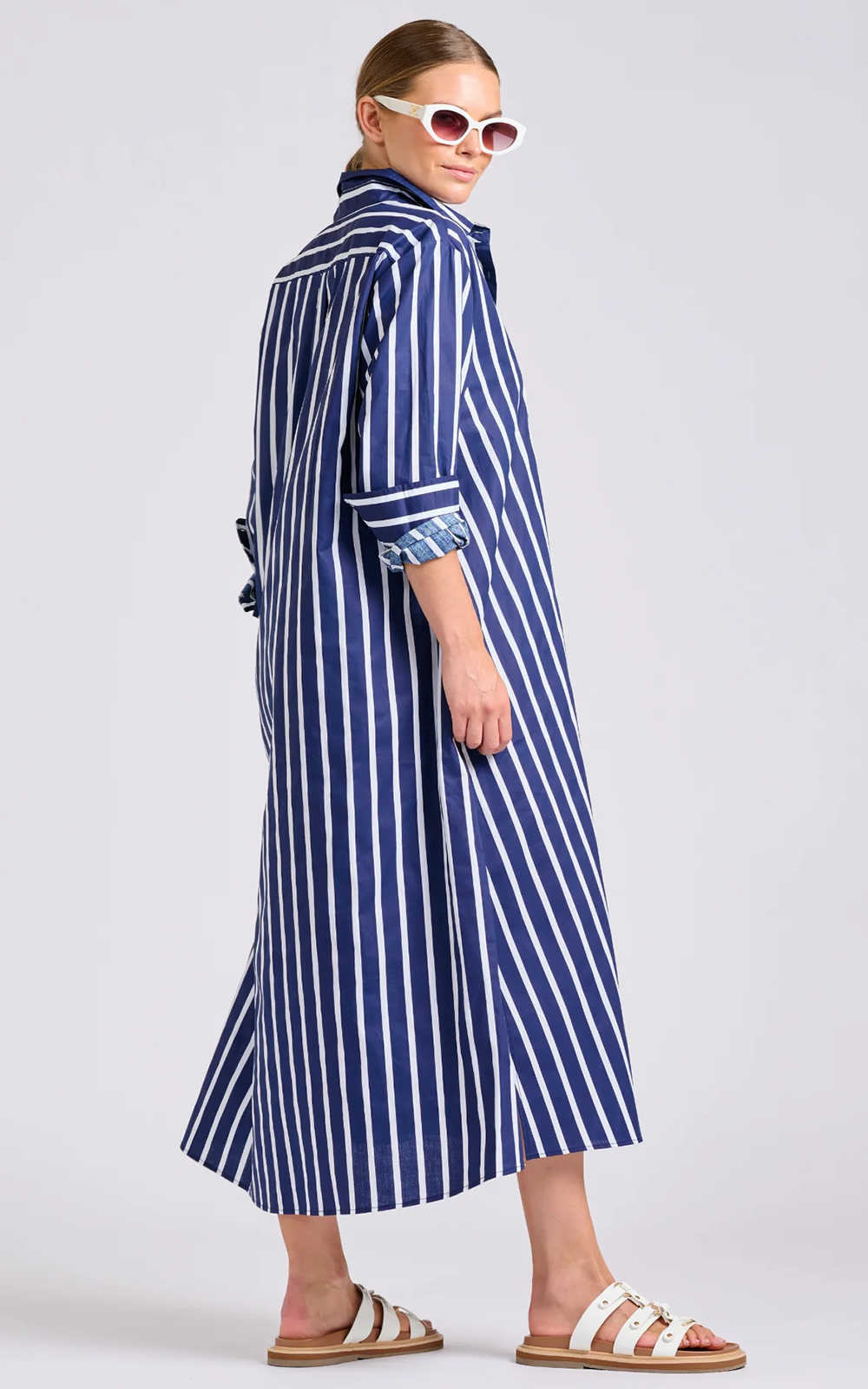 Luna Dress product photo.