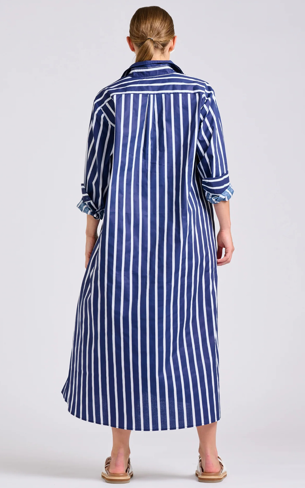 Luna Dress product photo.