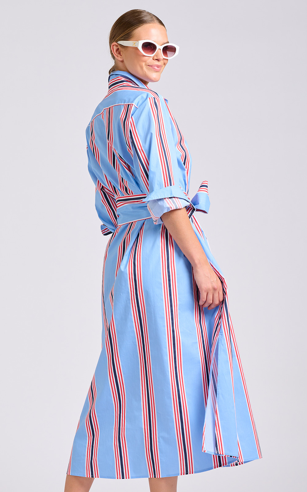 Luna Dress product photo.