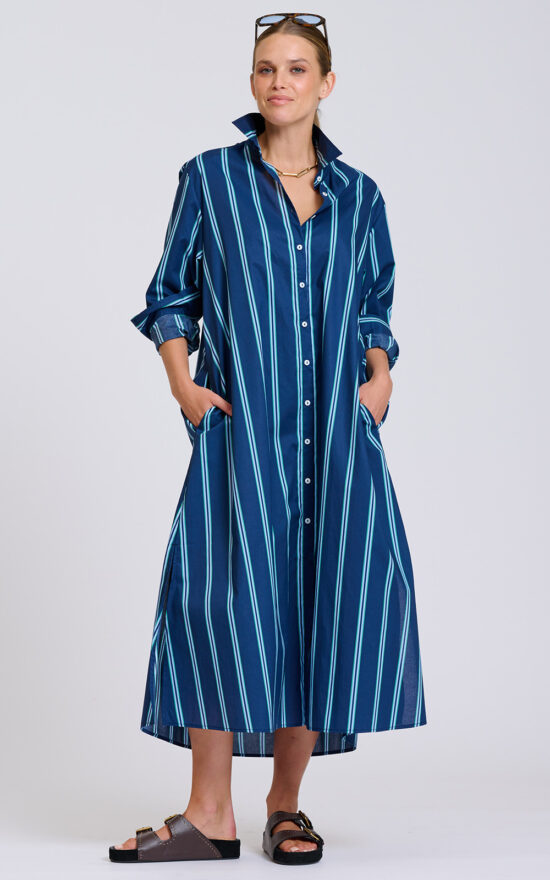 Luna Dress product photo.