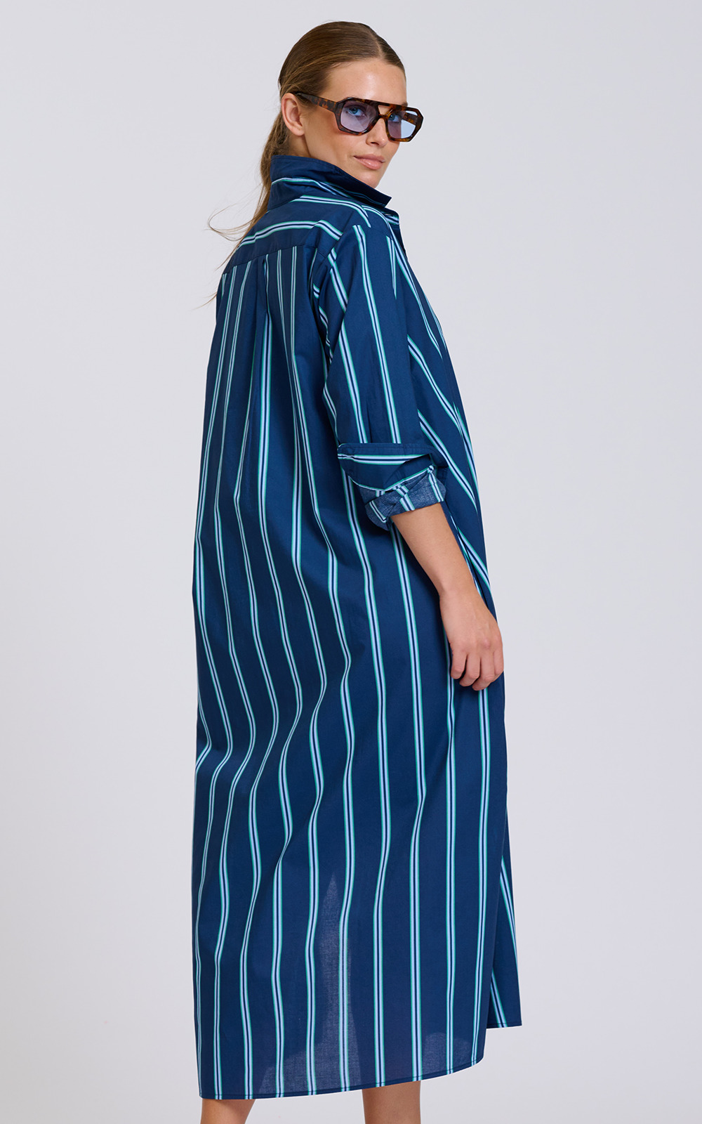 Luna Dress product photo.