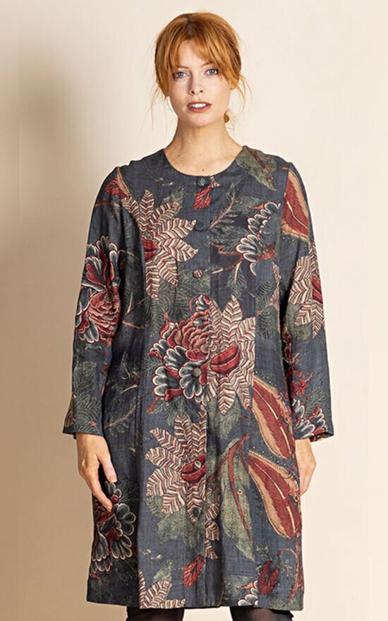 Eden King Noble Coat product photo.