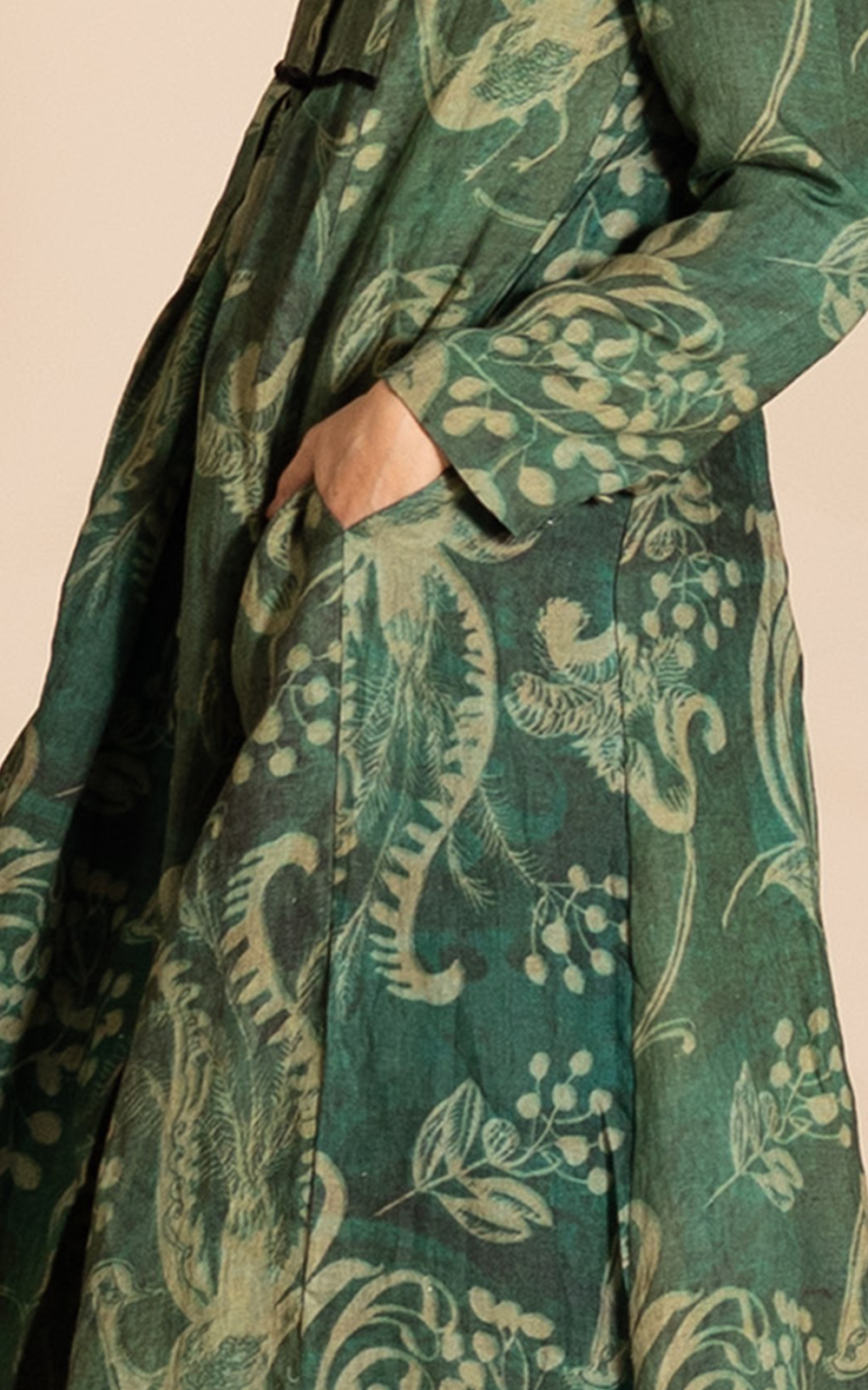 Heirloom Lyrebird Duelling Coat product photo.