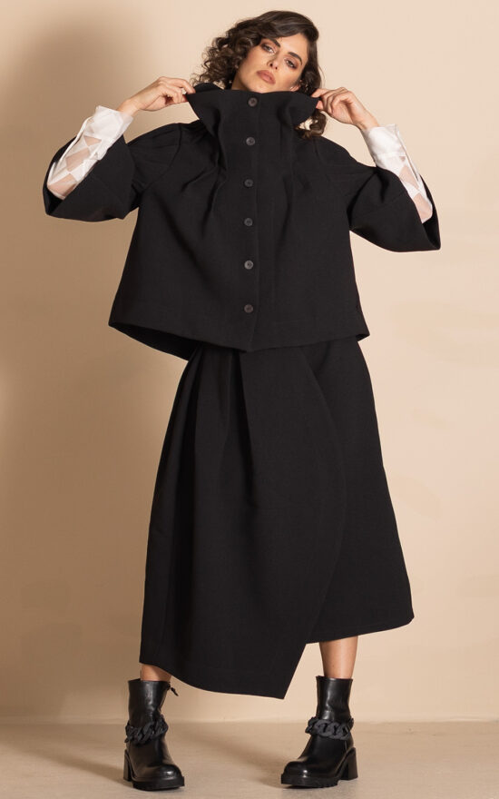 Dublin Tuck Jacket product photo.